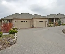 South Ridge Luxury Townhomes