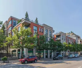 Piazza Woodbridge