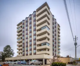 Hunter’s Green Condominiums