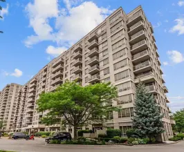 1200 The Esplanade N