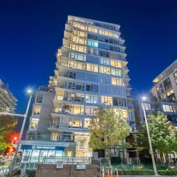 Wall Centre False Creek (East 1 Tower)