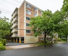 McLean Condominiums
