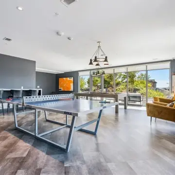 Gaslight Condos I