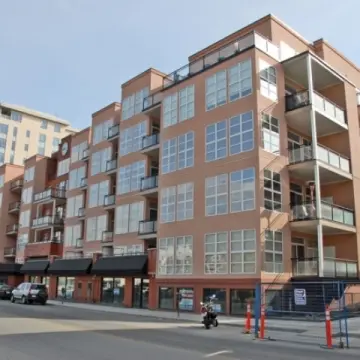 Ellis Court