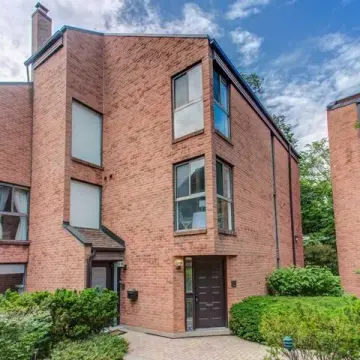 10 Walker Avenue Condo