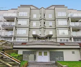 Claridge Court