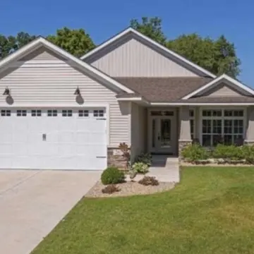 Villas At Waters Edge