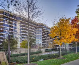 York Mills Place