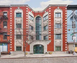 85 Hudson Avenue
