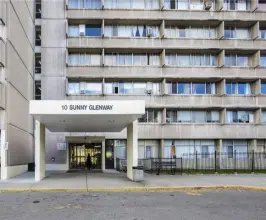 10 Sunny Glenway