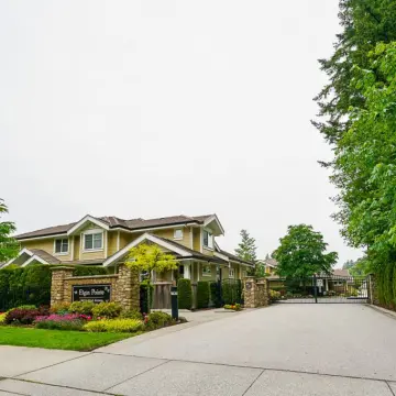 Elgin Pointe