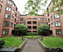 Somerset Court