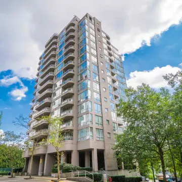 Strathmore Towers - Cryst