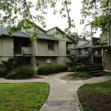 720 Sunrise Ave