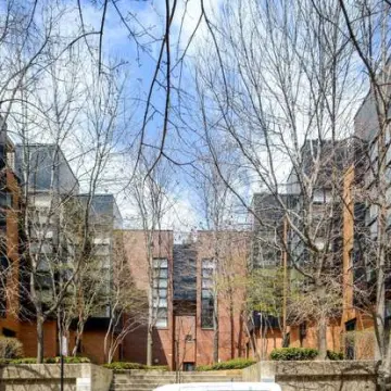 Willow Court