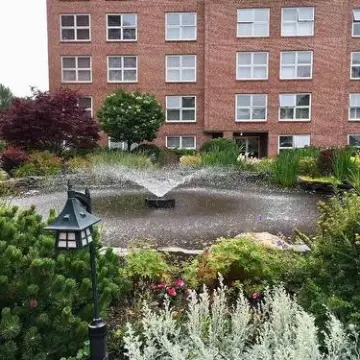 89 Waterfront Drive
