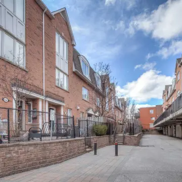 Elm Davenport Residences