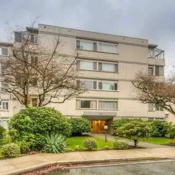 Esquimalt Towers