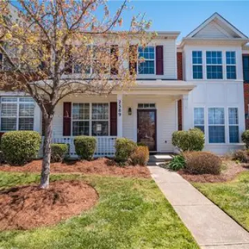 The Mews at Laurel Valley Townhomes