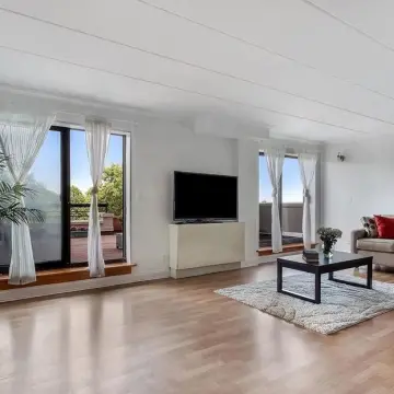 207 Prospect Park SW