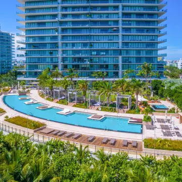 Paradise Cove at Palm Beach Lakes