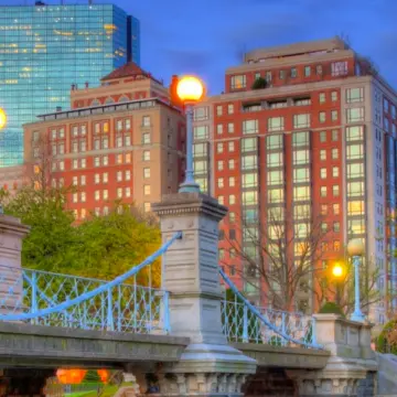 Taj Boston