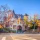 300 Avenue Road