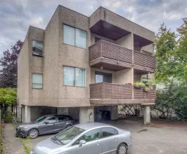 942 East Broadway