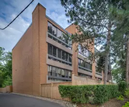 Poplar Plains Condo