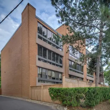 Poplar Plains Condo
