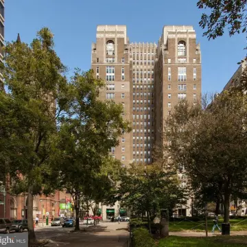 Rittenhouse Plaza