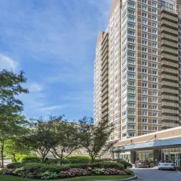 Regatta Riverview Residences