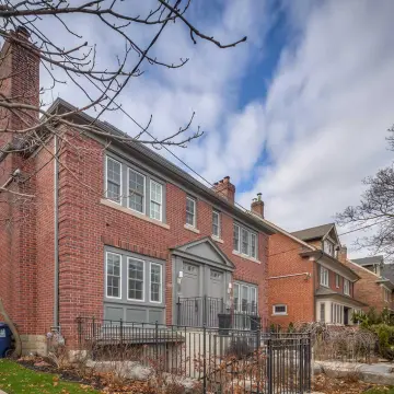 Lytton Park Suites